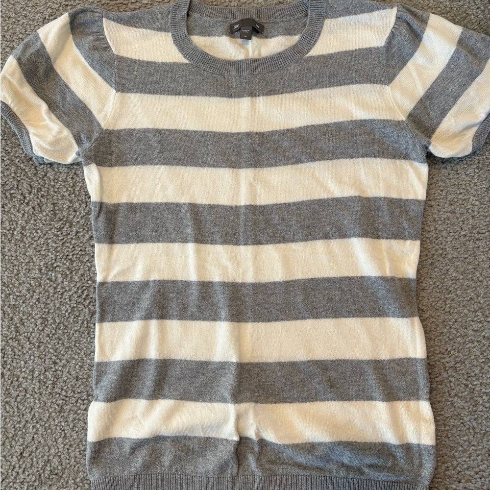 GAP Gray and Cream Striped Sweater
